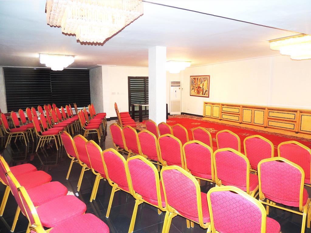 Residences Plein Sud Абиджан Екстериор снимка