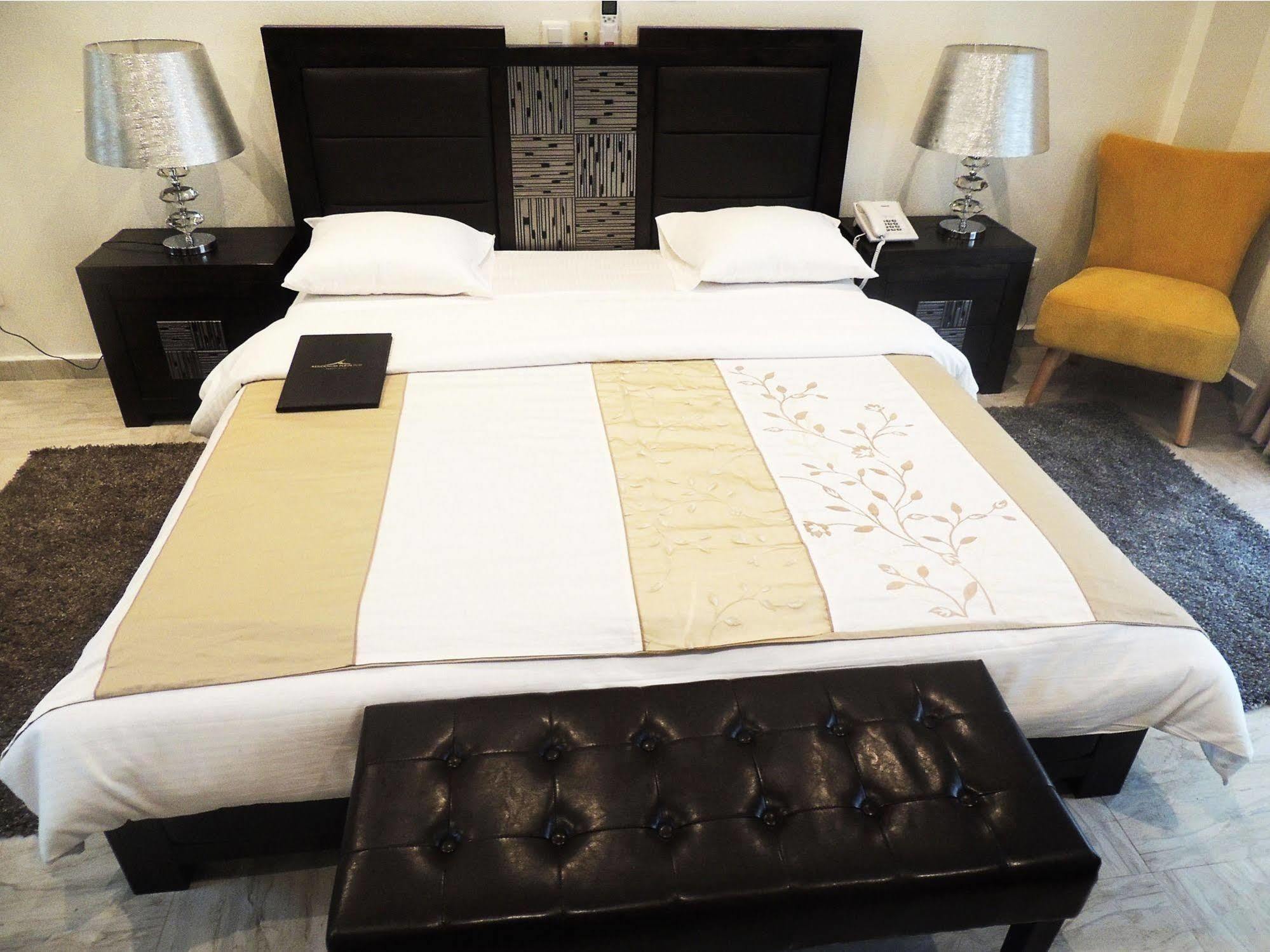 Residences Plein Sud Абиджан Екстериор снимка